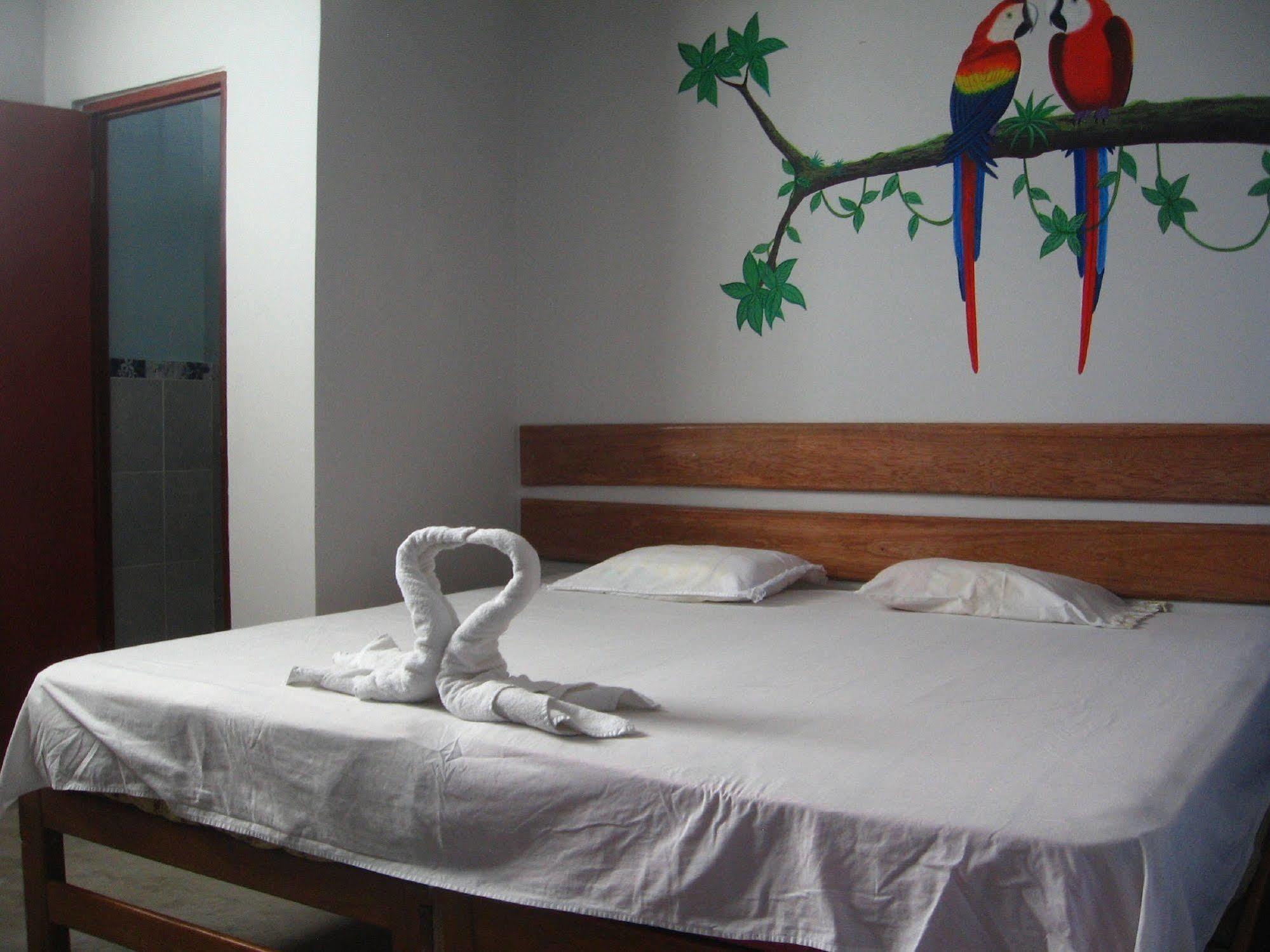 Amazon House Hostel Iquitos Exterior photo